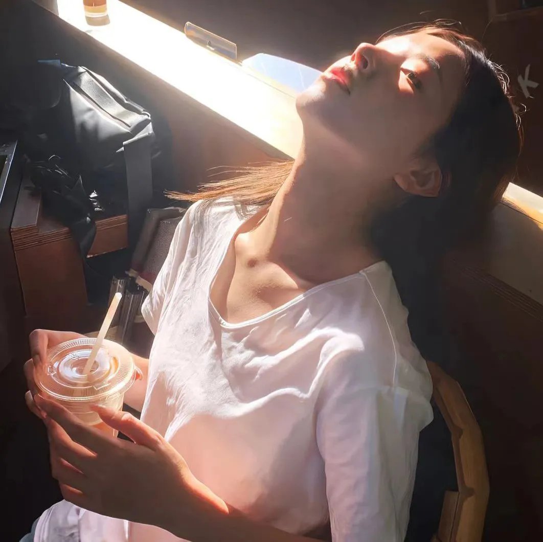 这个丑陋又美丽的世界
